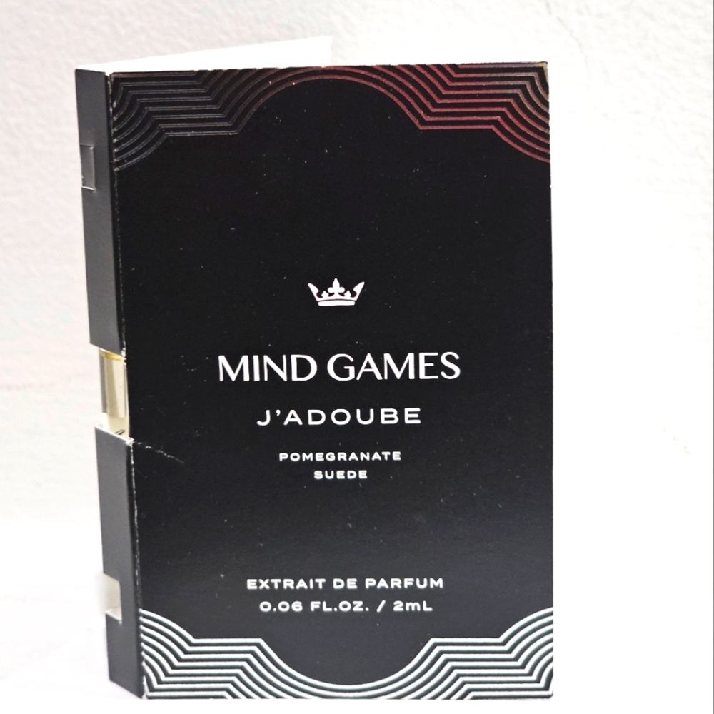 MIND GAMES J'ADOUBE POMEGRANATE SUEDE